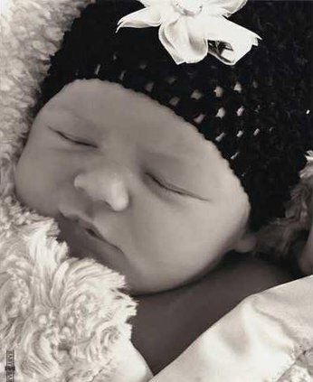 Brielle baby web