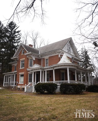 Home Section 01