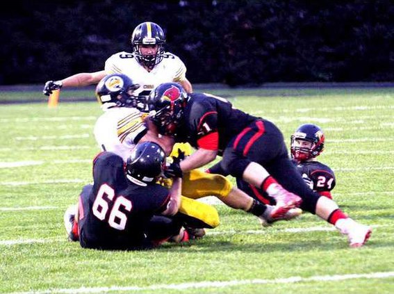 Darl FB tackle-def color