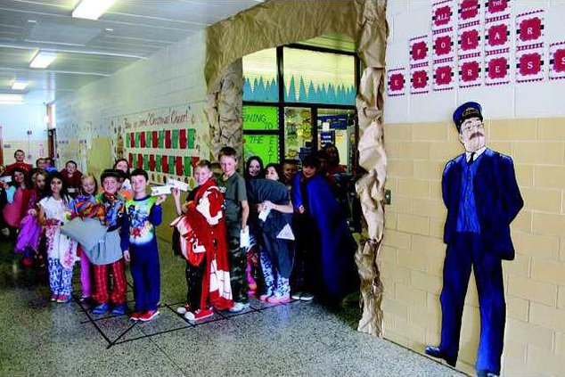 shulls christmas party - ticket line