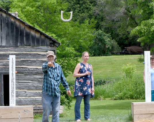 DD Horseshoes 2019 3