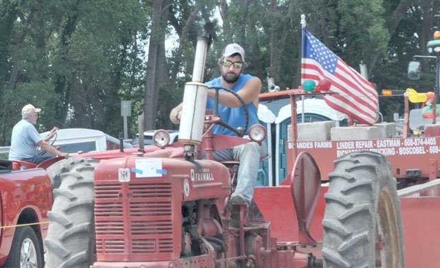 Tractor 5