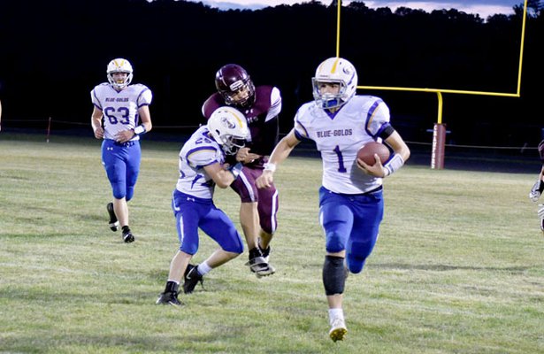 SWS QB Carter Lomas